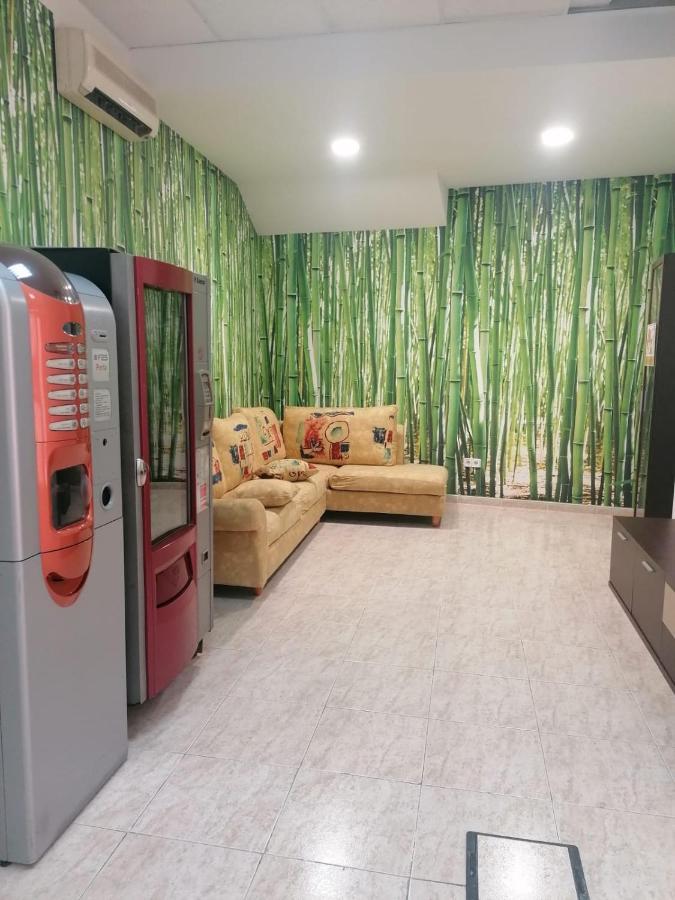 Albergue El Templarin Ponferrada Ngoại thất bức ảnh