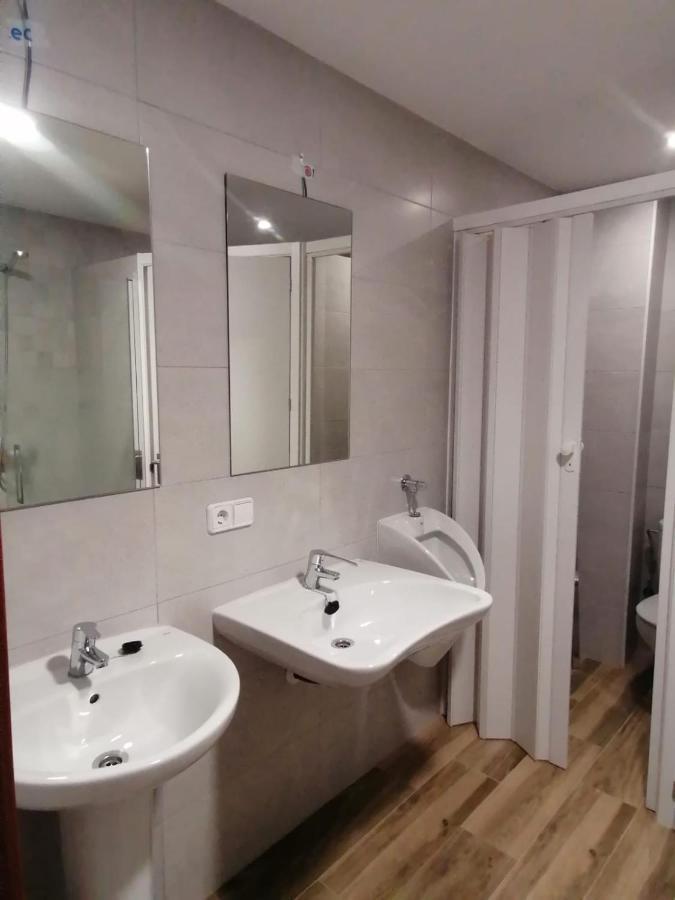 Albergue El Templarin Ponferrada Ngoại thất bức ảnh